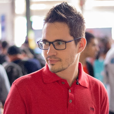 Alfredo Castro